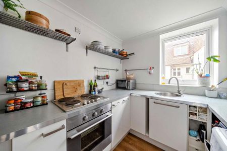 1 bedroom flat to rent - Photo 5