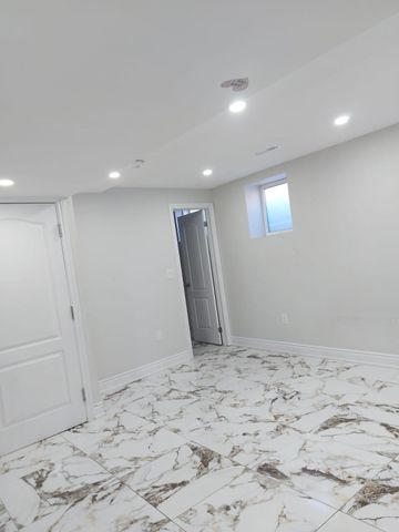 For Lease - 36 Cyclone Trail, Brampton, Ontario - Photo 3
