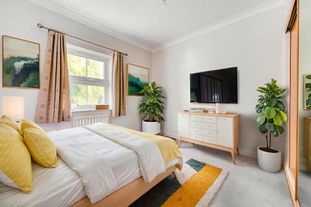 3 bedroom semi-detached house to rent - Photo 2