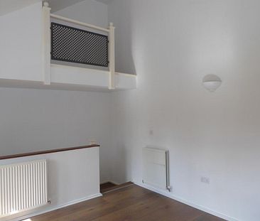 1 Bedroom Town House To Rent - Photo 1