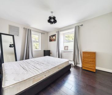 5 bedroom detached house to rent - Photo 3