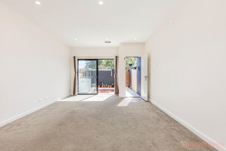 56/45 Athllon Drive, Greenway ACT 2900 - Townhouse For Rent | Domain - Photo 3