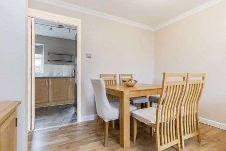 2 bedroom house to rent - Photo 2