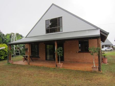 2 Bedroom Rural Cottage - Photo 5