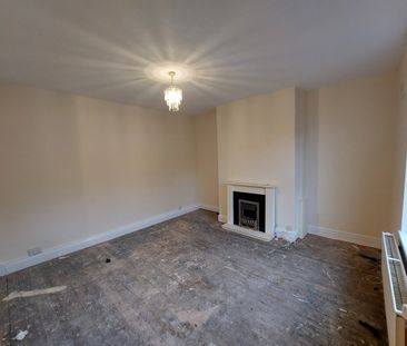 3 Bed Terraced House, Gilpin View, LS12 - Photo 5