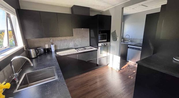 Wairongoa Road Oasis - Photo 1