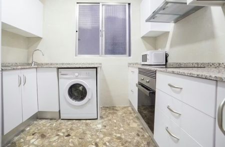 Carrer Les Centelles, Valencia, Valencian Community 46006 - Photo 5