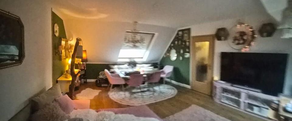 Sehr gemütliche 3 Zimmer Dachgeschosswohnung - Foto 1