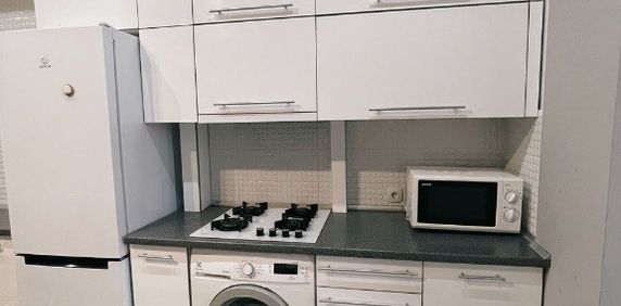Spre inchiriere garsoniera in zona Racadau - Fotografie 2