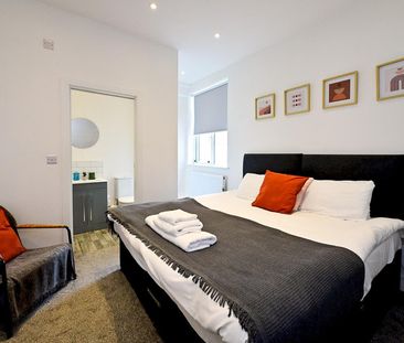 Cowbridge Road West - Photo 6