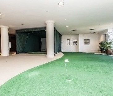 For Lease - 25 Kingsbridge Garden Circle Unit# 221, Mississauga, On... - Photo 4