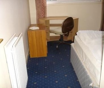 Room in a Shared Flat, Couper St, G4 - Photo 3