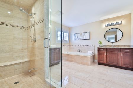 For Lease - 2435 Valley Forest Way, Oakville, Ontario - Photo 4