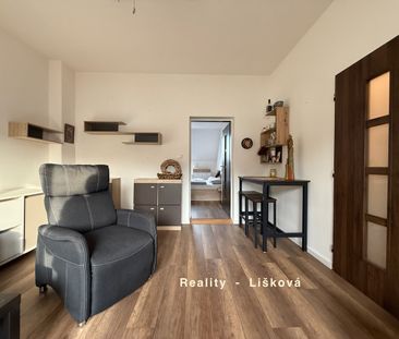 Pronájem bytu 2+1 50 m² - Photo 1