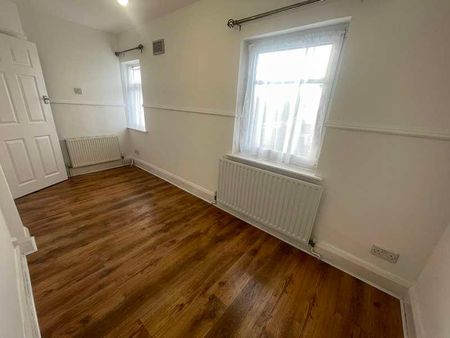 Tennyson Street, Derby, Allenton, DE24 - Photo 3