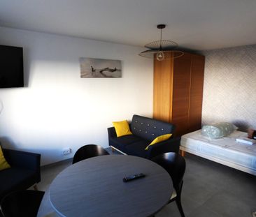 Location / Studio meublé - Photo 3