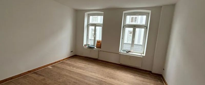 Erstbezug nach Sanierung: Exklusive 3 Zimmer-Wohnung mit Balkon, Dielen und Kaminanschluss! - Photo 1