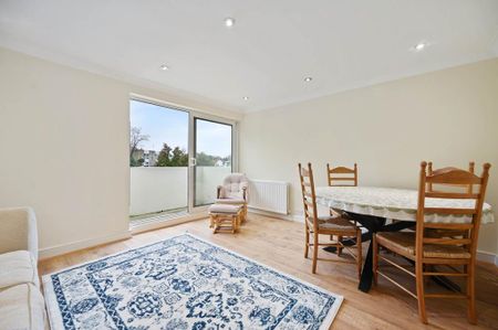 2 bedroom flat to rent - Photo 3