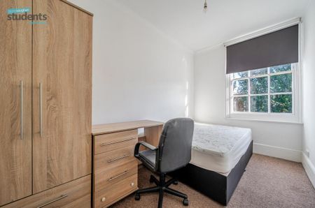 5 bedroom terraced house to rent - Photo 3