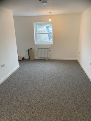 2 Bed Maisonette, Park Crescent Place, BN2 - Photo 1