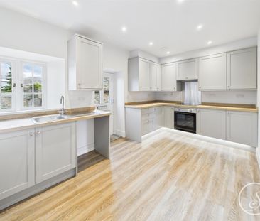 The Avenue, Harewood, Leeds LS17 - Photo 5