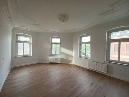 Neu sanierte 4 Raum Wohnung mit 2 BÃ¤dern, Stuckdecken ab 01.07. zu vermieten Wilkau-HaÃlau - Photo 3