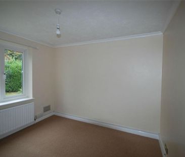 2 bedroom maisonette to rent - Photo 1