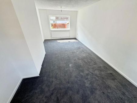 3 bedroom townhouse to rent - Photo 2