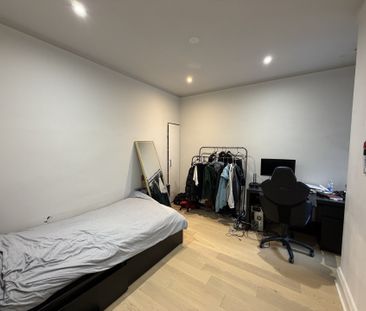 4623 Rue Sherbrooke O., Westmount, QC H3Z - Photo 4