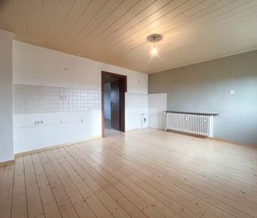 Geräumige Einliegerwohnung mit Dachboden und Kellerabteil - Foto 1