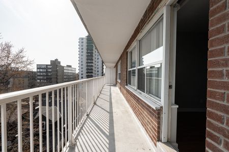 99 Tyndall Avenue - Photo 4