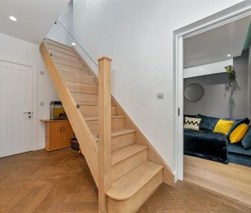 4 bedroom semi-detached house to rent - Photo 3