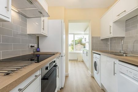 St. Leonards Road, Headington - Photo 4