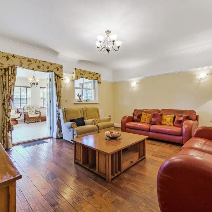 2 bedroom bungalow to rent - Photo 1