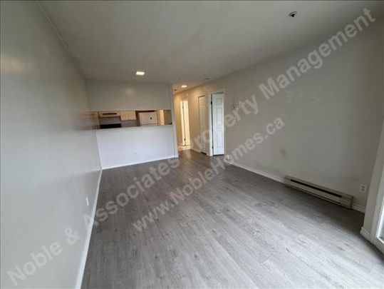 1XXX East Broadway 105 Vancouver - Photo 1