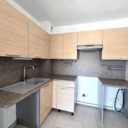 Location Appartement 1 pièce 24m² - Photo 3