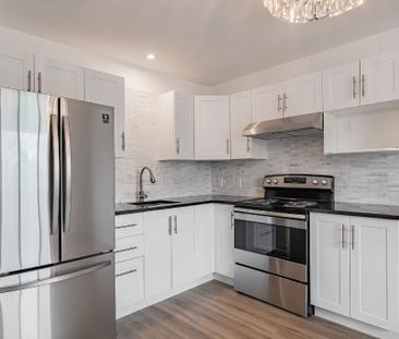 3 1/2 semi-meublé près centre d'achat et autoroute 20 - Photo 1