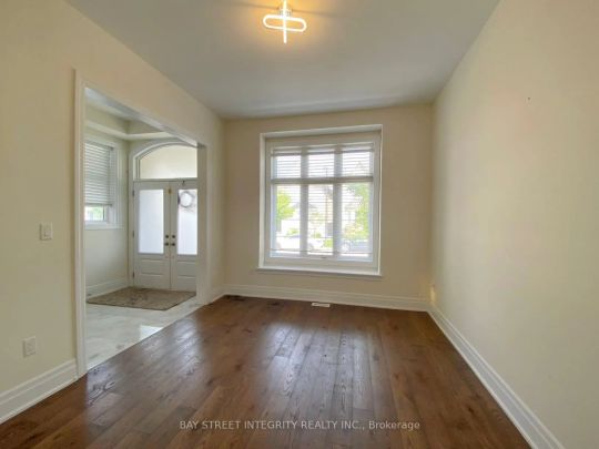Detached Home For Lease | N9237784 - Photo 1