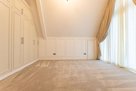 6 bedroom detached house to rent - Photo 4