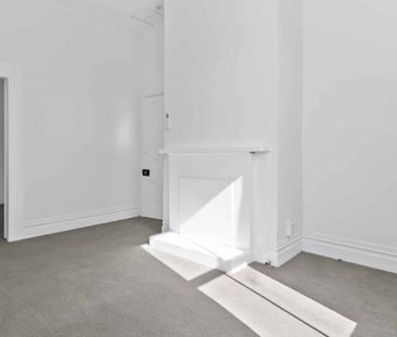 Charming Character Cottage - Photo 5