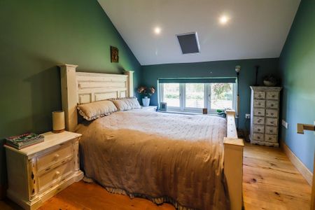 4 bedroom barn conversion to rent - Photo 3