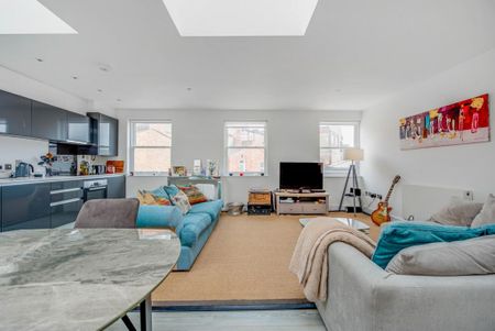 2 bedroom flat to rent - Photo 2