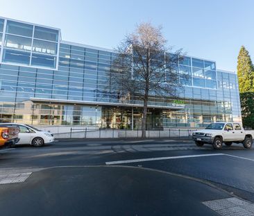 On-Campus Flat – Opposite Uni Library. Available for 2025! - Photo 4