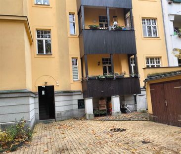 Tolle 2 R-Altbauwohnung mit viel Charme, Bad mit Wanne, gemütlicher... - Foto 1