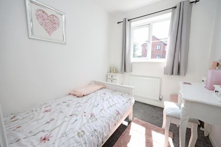 3 Bedroom Terraced To Rent - Photo 4