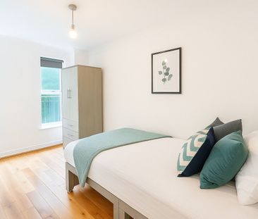 6 Bed Terraced House, Parnell Road, BS16 - Photo 5