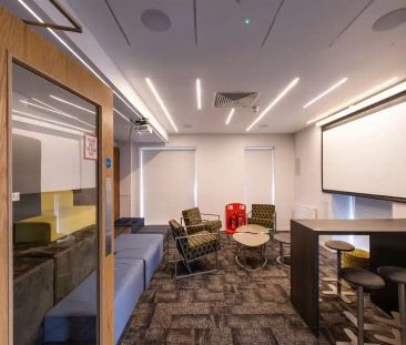 6 Bed Cluster Flat - Photo 5