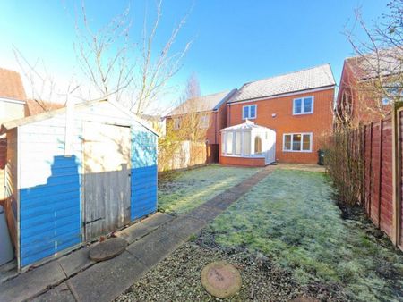 Sika Gardens, Three Mile Cross, Reading, RG7 1WF - Photo 5