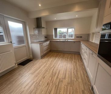 3 bedroom bungalow to rent - Photo 5