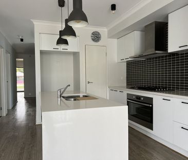 Modern, Low-Maintenance Home in a Prime Family Location! - Photo 4